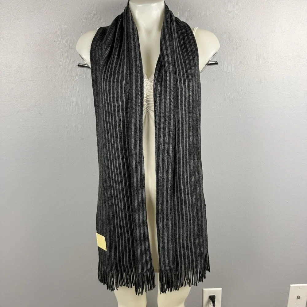 Michael Kors Cable Knit Scarf Ribbed Striped Gray Black Acrylic Unisex OS New